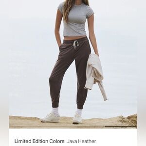 Vuori Performance Jogger, Java Heather (Limited Edition Color), Size XS